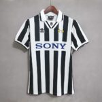 JUVENTUS 1996-1997 HOME RETRO FOOTBALL SHIRT