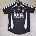 REAL MADRID 2006 BLACK AWAY RETRO FOOTBALL SHIRT