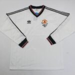 MANCHESTER UNITED 1983 FA CUP RETRO LONG SLEEVE FOOTBALL SHIRT